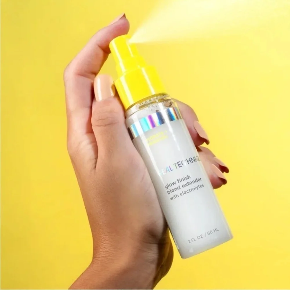 NWT 2 Bottles of Real Techniques Glow Finish Blend Extender